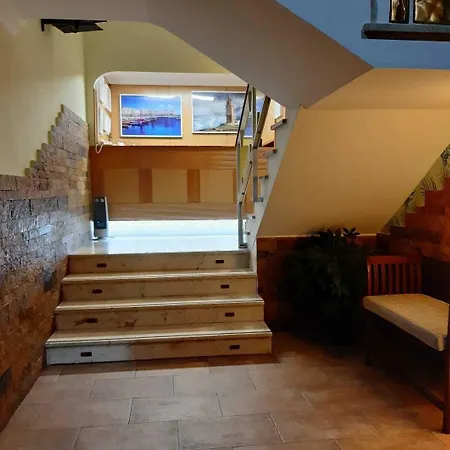 Almirante Hotel