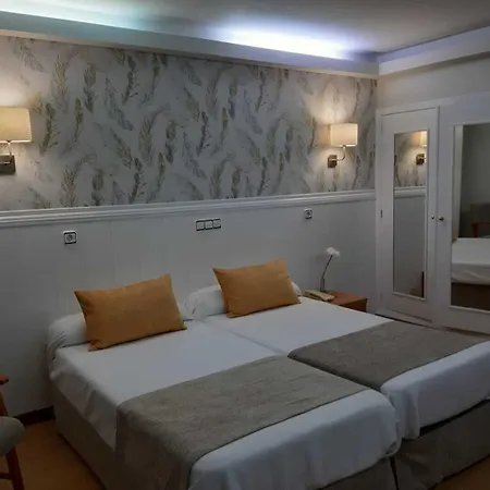 Hotel Almirante *