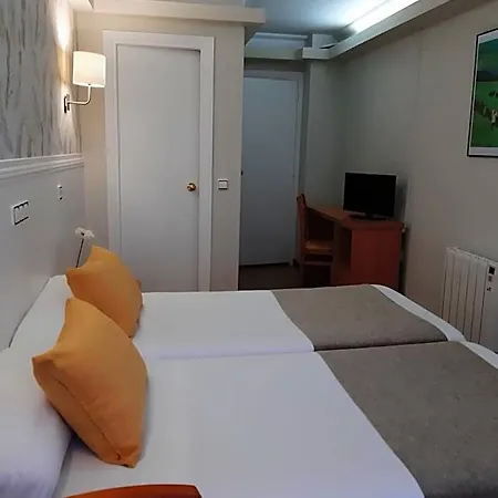 Hotel Almirante *