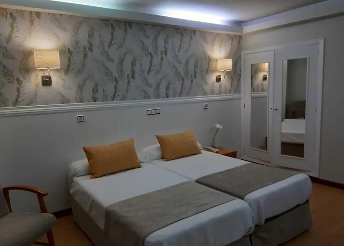 Hotel Almirante *