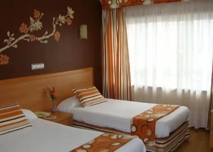 Hotel Almirante *