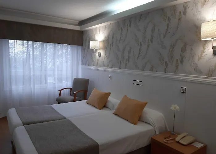 Hotel Almirante *