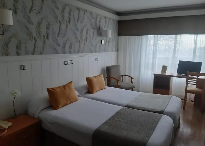 Almirante Hotel